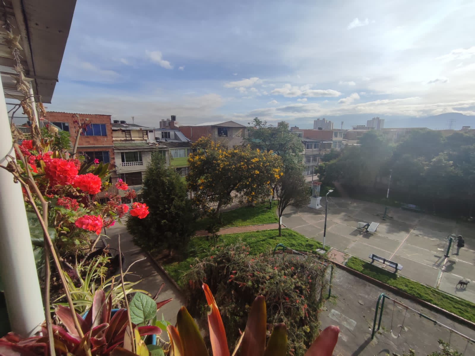 Casa en venta en Lago Timiza, Bogotá · foto 12 de 12