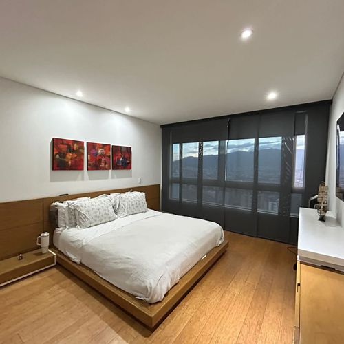 Apartamento de 3 alcobas en venta en Los Balsos No.2, Medellín, 199 m² · foto 2 de 6