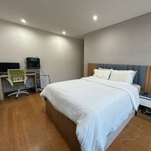 Apartamento de 3 alcobas en venta en Los Balsos No.2, Medellín, 199 m² · foto 4 de 6