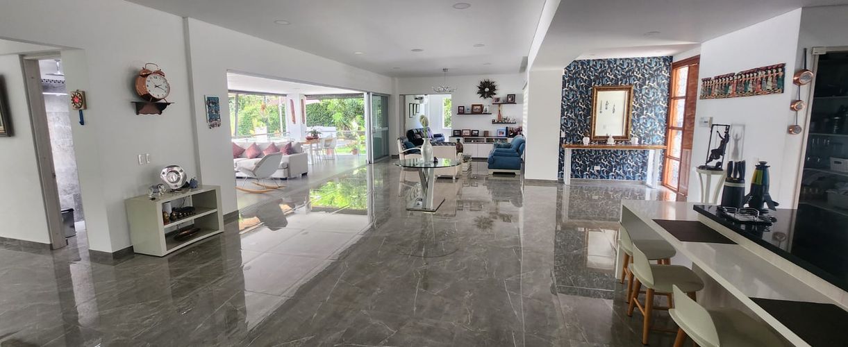 Casa de 3 alcobas en venta en Cerritos, Pereira, 404 m² · foto 2 de 20