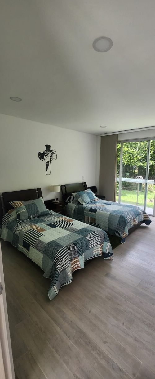 Casa de 3 alcobas en venta en Cerritos, Pereira, 404 m² · foto 14 de 20