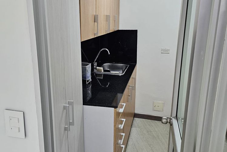 Oficina en arriendo en Manila, Medellín, 106 m² · foto 2 de 10