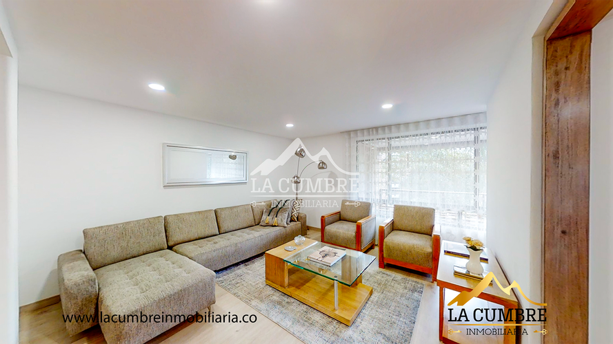 Apartamento de 3 alcobas en arriendo en El Tesoro, Medellín, 240 m² · foto 5 de 17