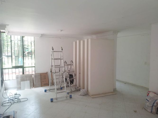 Local en arriendo en La Aguacatala, Medellín, 162 m² · foto 7 de 16