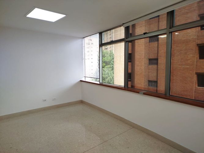 Oficina en venta en La Florida, Medellín, 64 m² · foto 13 de 17