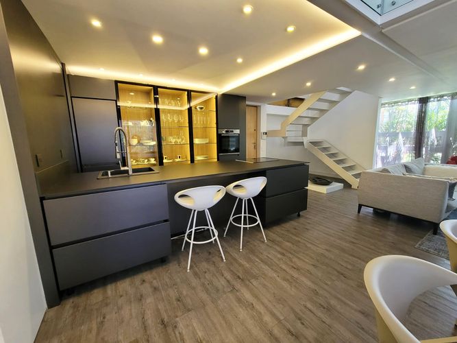 Apartamento de 3 alcobas en arriendo en El Poblado, Medellín, 200 m² · foto 2 de 13