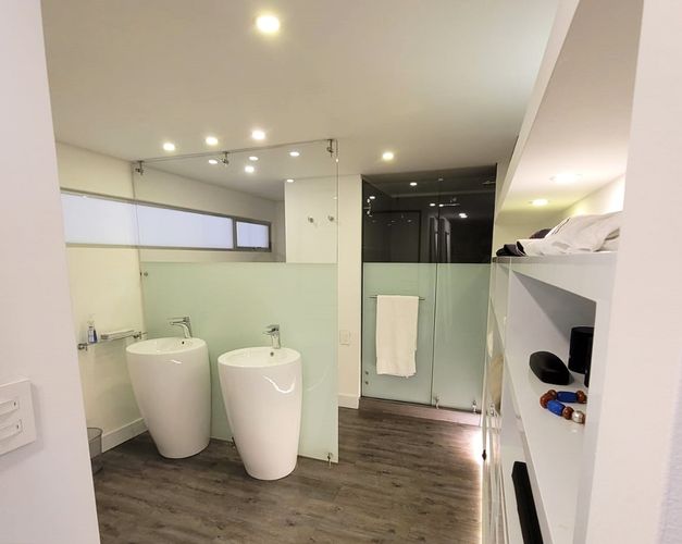 Apartamento de 3 alcobas en arriendo en El Poblado, Medellín, 200 m² · foto 4 de 13