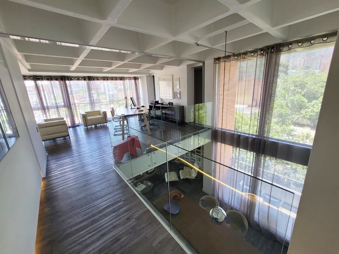 Apartamento de 3 alcobas en arriendo en El Poblado, Medellín, 200 m² · foto 8 de 13