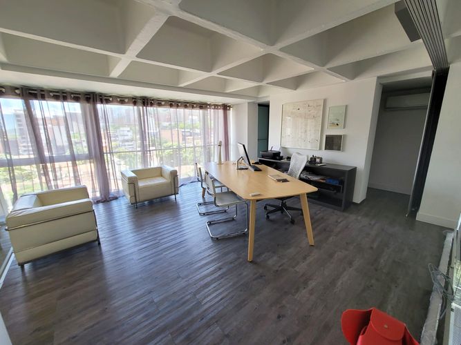 Apartamento de 3 alcobas en arriendo en El Poblado, Medellín, 200 m² · foto 12 de 13