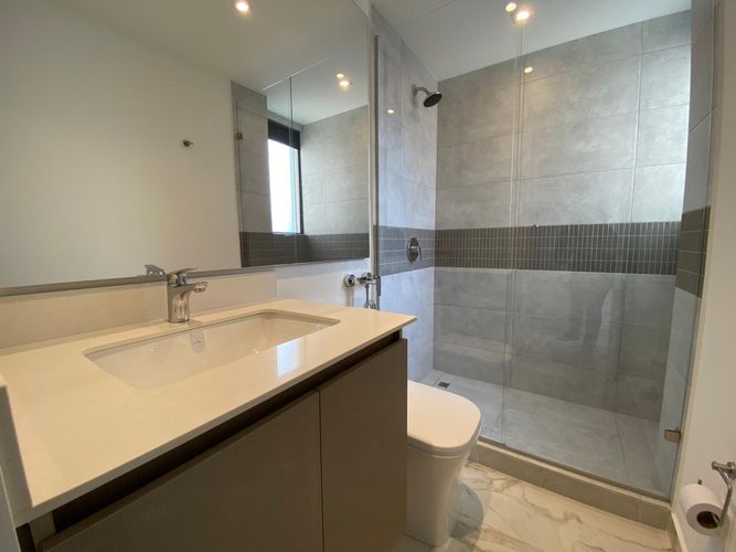 Apartamento de 3 alcobas en arriendo en Castropol, Medellín, 115 m² · foto 14 de 15