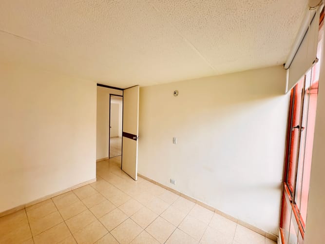 Apartamento de 3 alcobas en arriendo en Laura Vicuña, Chía, 70 m² · foto 14 de 24