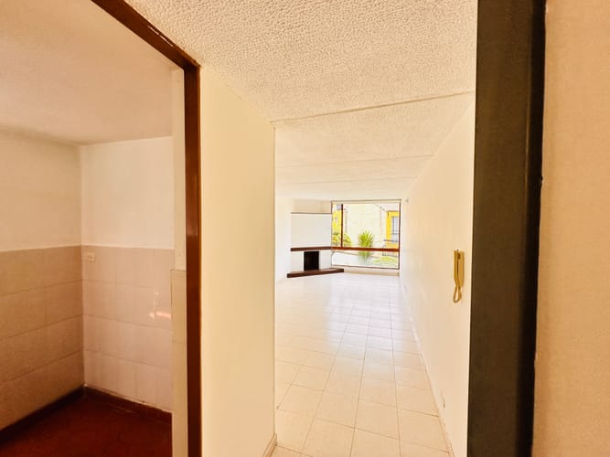 Apartamento de 3 alcobas en arriendo en Laura Vicuña, Chía, 70 m² · foto 2 de 24