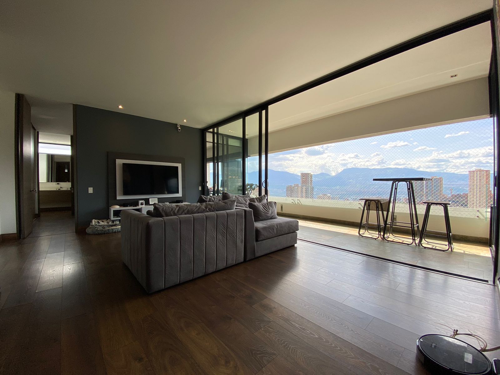 Apartamento en arriendo en San Lucas, Medellín · foto 5 de 18