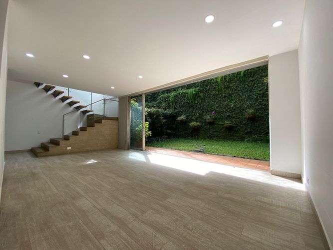 Casa de 3 alcobas en arriendo en Los Balsos No.2, Medellín, 220 m² · foto 5 de 17