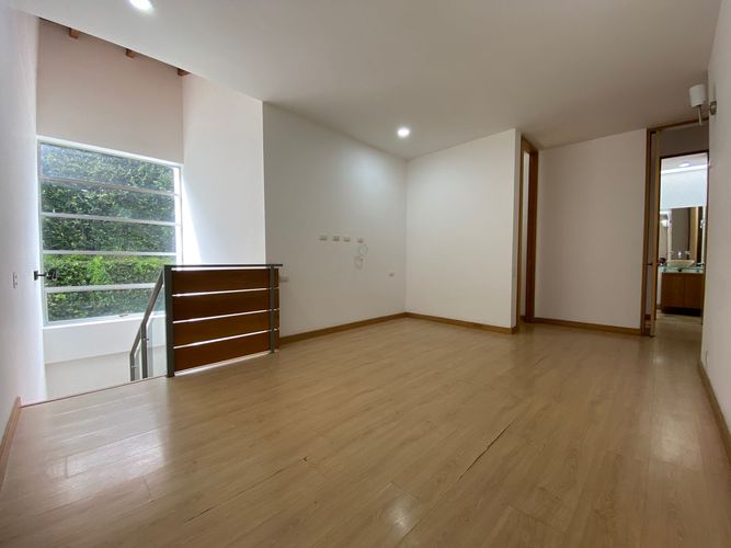 Casa de 3 alcobas en arriendo en Los Balsos No.2, Medellín, 220 m² · foto 8 de 17