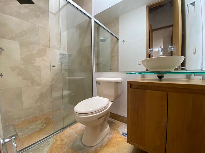 Casa de 3 alcobas en arriendo en Los Balsos No.2, Medellín, 220 m² · foto 17 de 17
