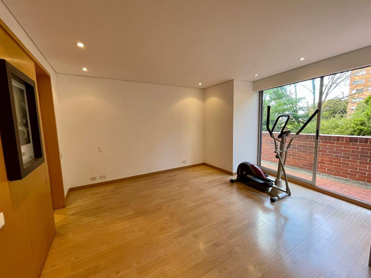 Apartamento en arriendo en San Lucas, Medellín · foto 11 de 13