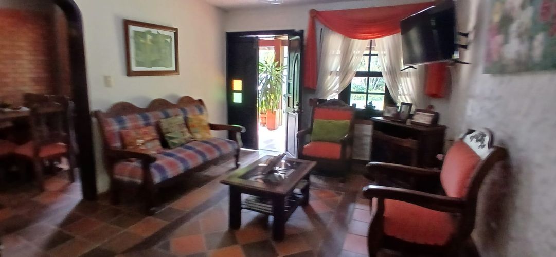 Casa de 3 alcobas en venta en Los Llanitos, Piedecuesta, 980 m² · foto 6 de 18