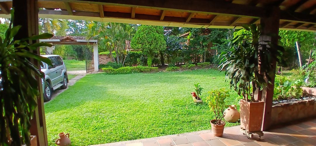 Casa de 3 alcobas en venta en Los Llanitos, Piedecuesta, 980 m² · foto 4 de 18