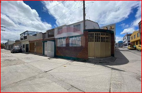 Casa en Venta en Bogotá, Villa del rio