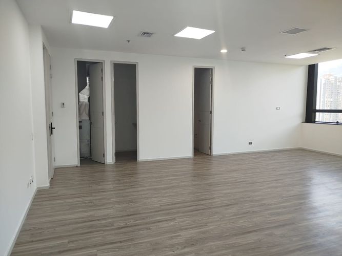 Oficina en arriendo en El Poblado, Medellín, 64 m² · foto 14 de 19