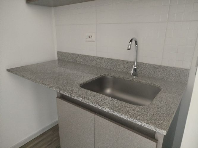 Oficina en arriendo en El Poblado, Medellín, 64 m² · foto 18 de 19