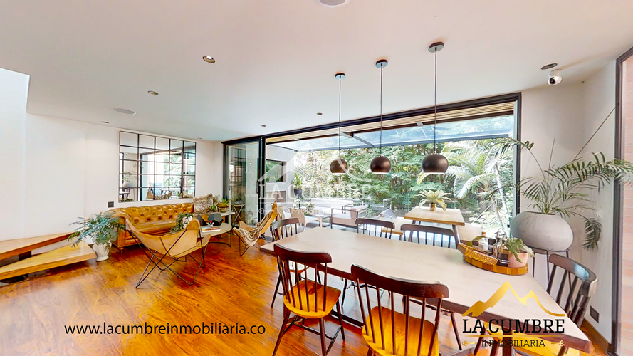 Casa de 3 alcobas en venta en San Lucas, Medellín, 310 m² · foto 5 de 21