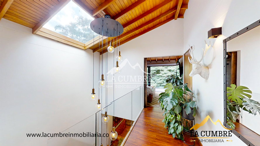 Casa de 3 alcobas en venta en San Lucas, Medellín, 310 m² · foto 14 de 21