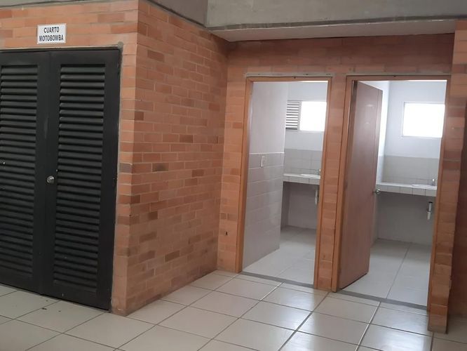 Bodega en arriendo en Sector Centro, Tocancipá, 1750 m² · foto 8 de 9