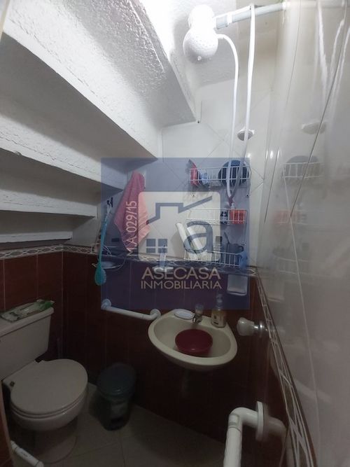 Casa de 5 alcobas en venta en Prados Del Mutis, Bucaramanga, 95 m² · foto 4 de 24