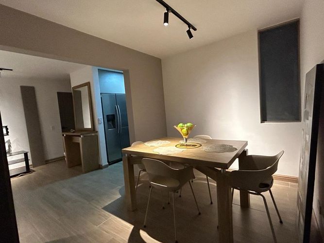 Apartamento de 3 alcobas en arriendo en Los Balsos, Medellín, 86 m² · foto 5 de 9