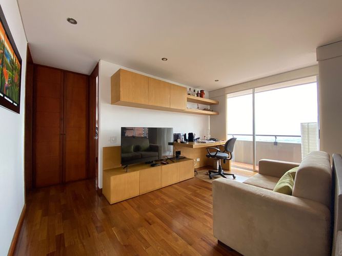 Apartamento de 2 alcobas en arriendo en Los Balsos, Medellín, 120 m² · foto 5 de 19