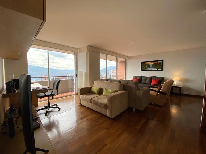 Apartamento de 2 alcobas en arriendo en Los Balsos, Medellín, 120 m² · foto 15 de 19