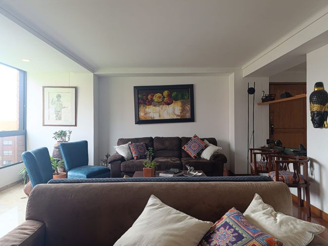 Apartamento de 3 alcobas en arriendo en Los Balsos, Medellín, 170 m² · foto 2 de 19