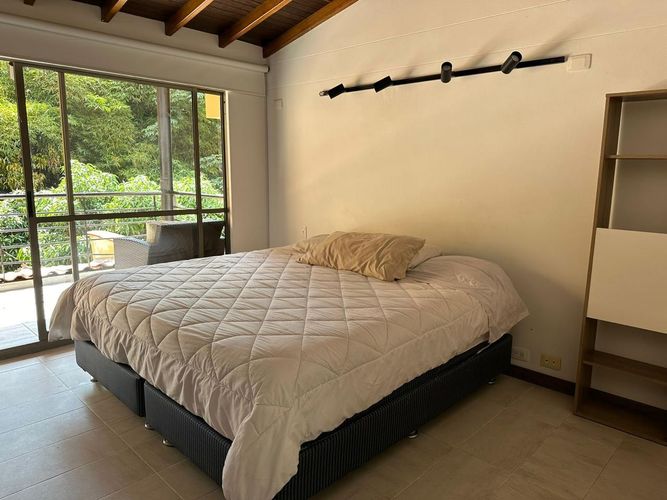 Casa de 3 alcobas en venta en Cumbres, Envigado, 186 m² · foto 10 de 15