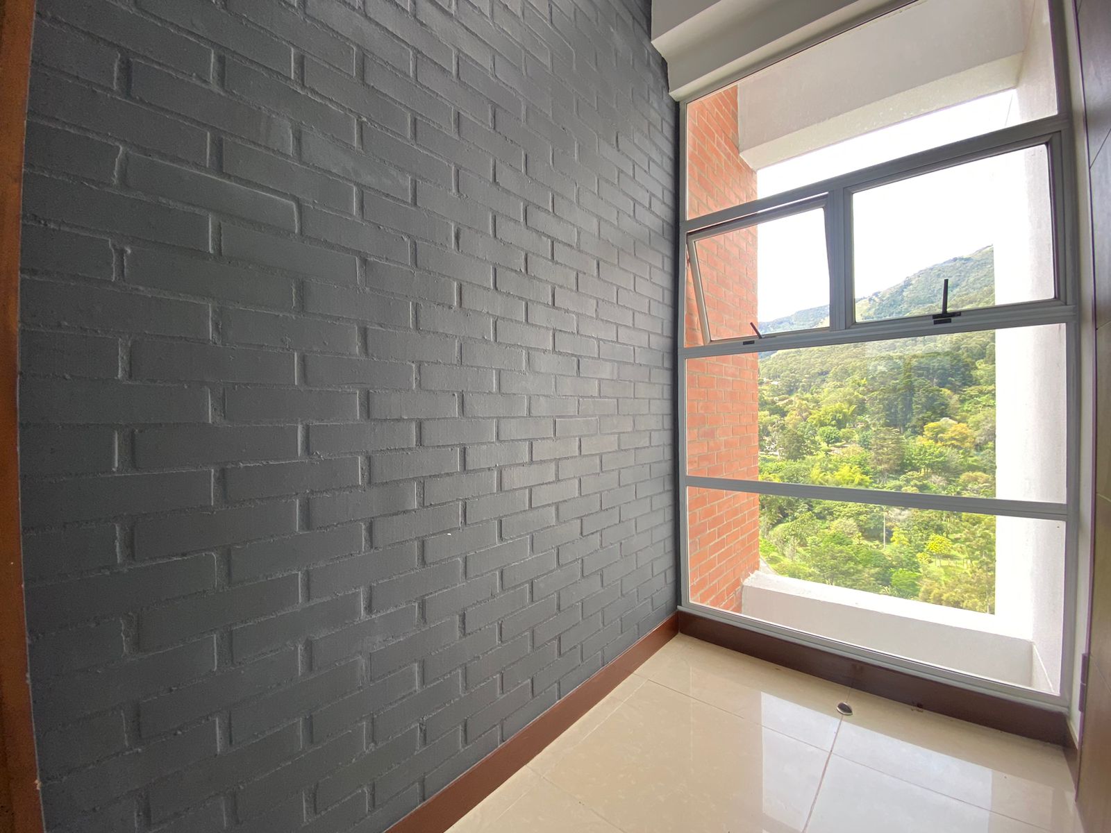 Apartamento en arriendo en El Tesoro, Medellín · foto 4 de 23