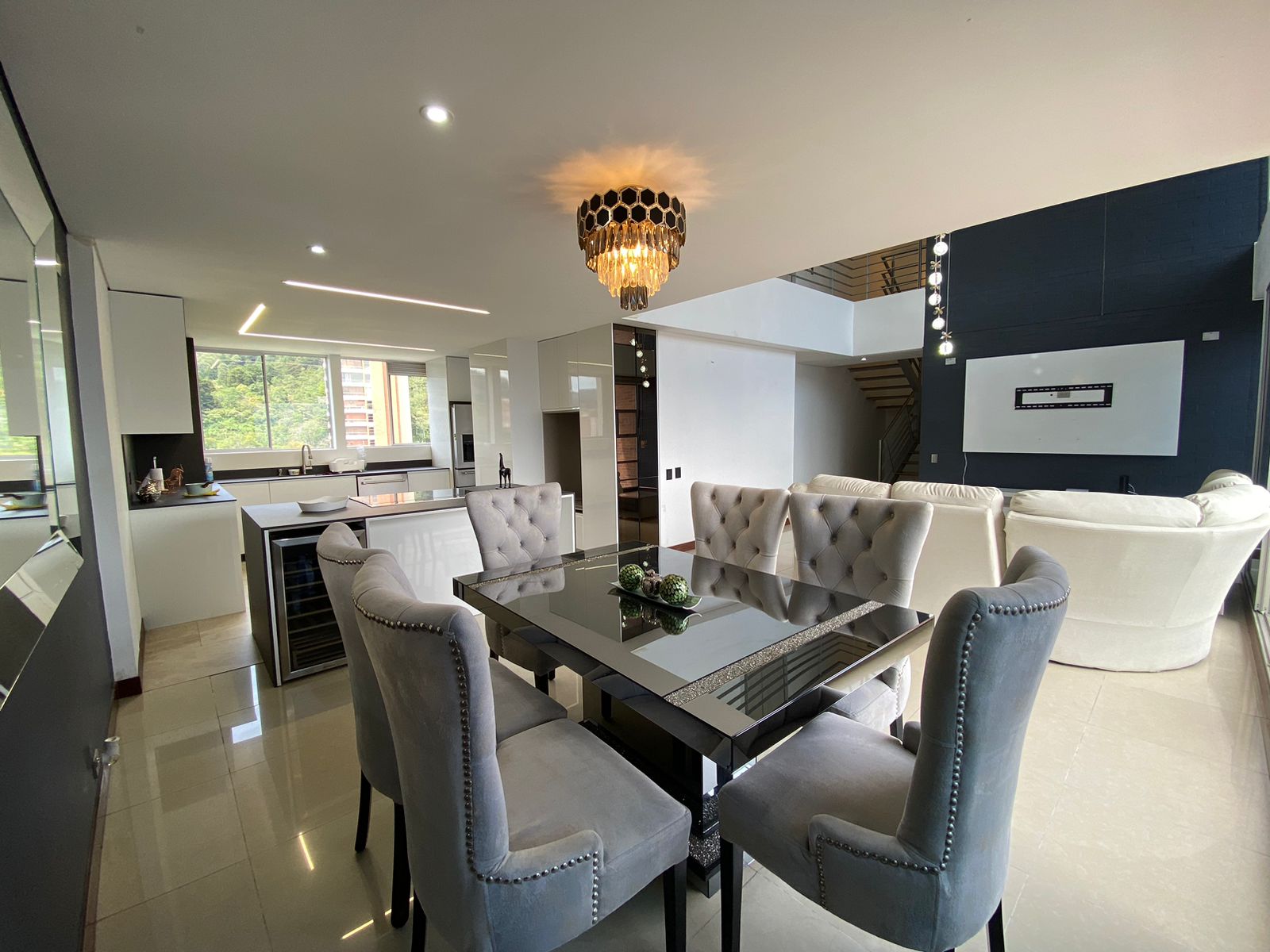 Apartamento en arriendo en El Tesoro, Medellín · foto 18 de 23