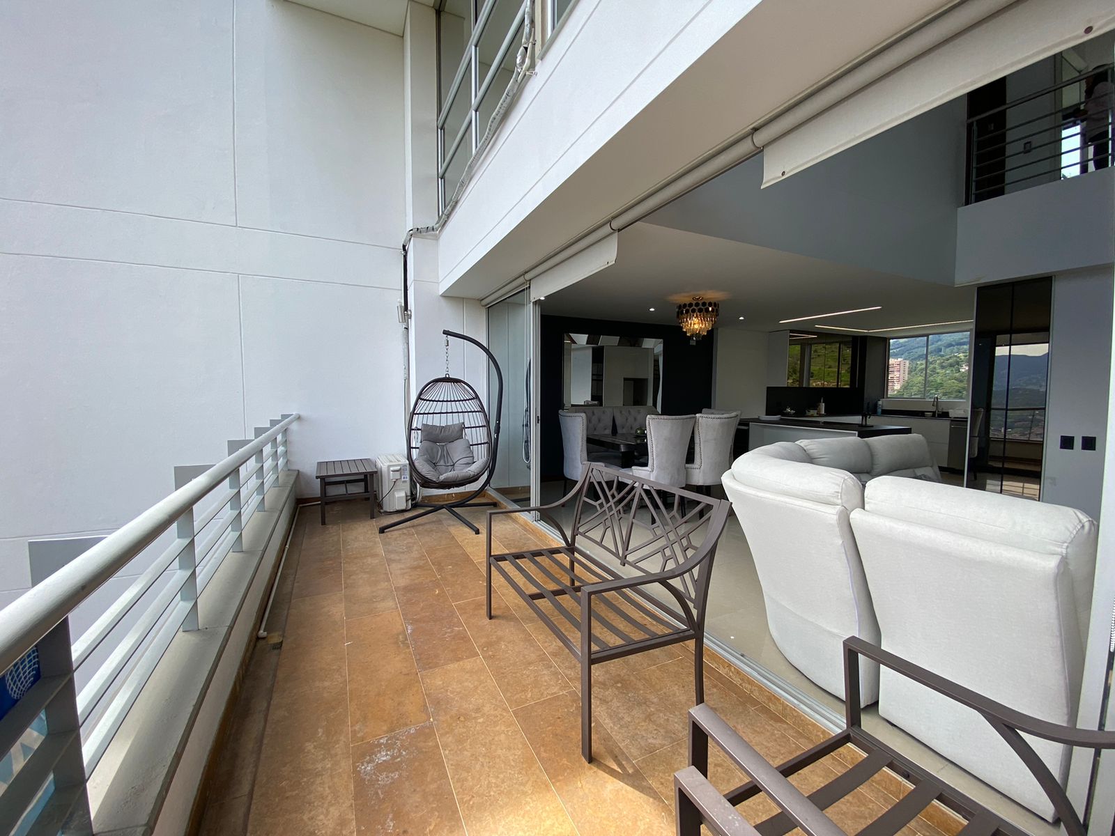 Apartamento en arriendo en El Tesoro, Medellín · foto 21 de 23