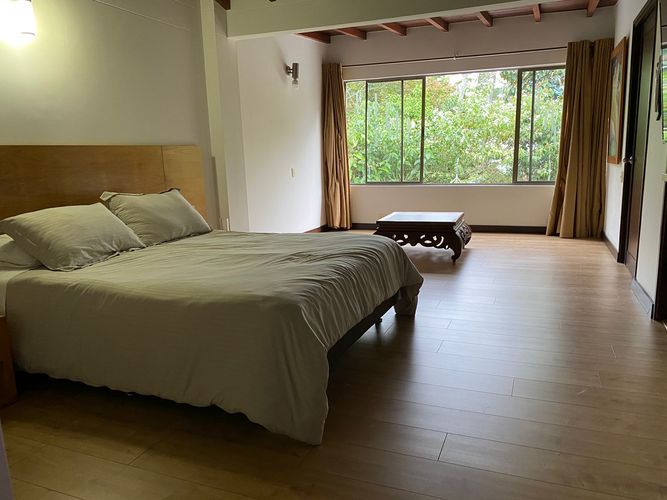 Casa de 3 alcobas en venta en Zuñiga, Envigado, 227 m² · foto 8 de 8