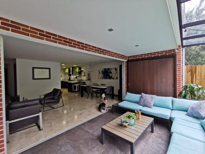 Casa de 3 alcobas en venta en Mont Juic, Envigado, 203 m² · foto 2 de 13