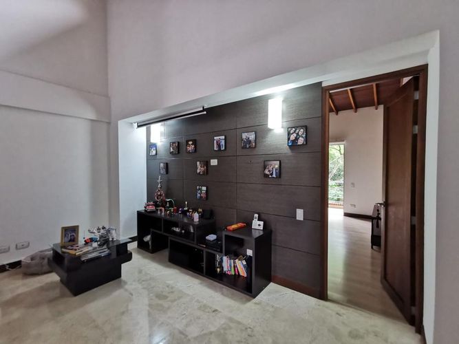 Casa de 3 alcobas en venta en Mont Juic, Envigado, 203 m² · foto 7 de 13