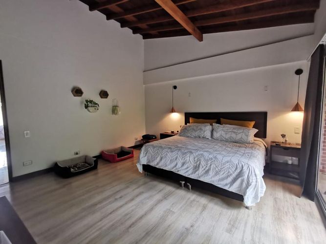 Casa de 3 alcobas en venta en Mont Juic, Envigado, 203 m² · foto 8 de 13