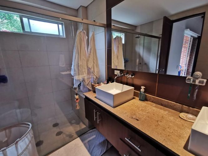 Casa de 3 alcobas en venta en Mont Juic, Envigado, 203 m² · foto 10 de 13