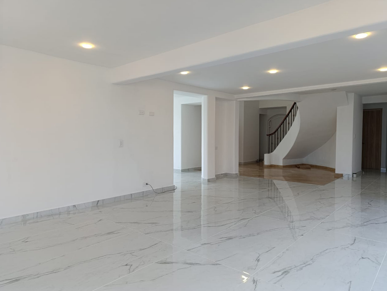 Apartamento en arriendo en El Tesoro, Medellín · foto 4 de 17