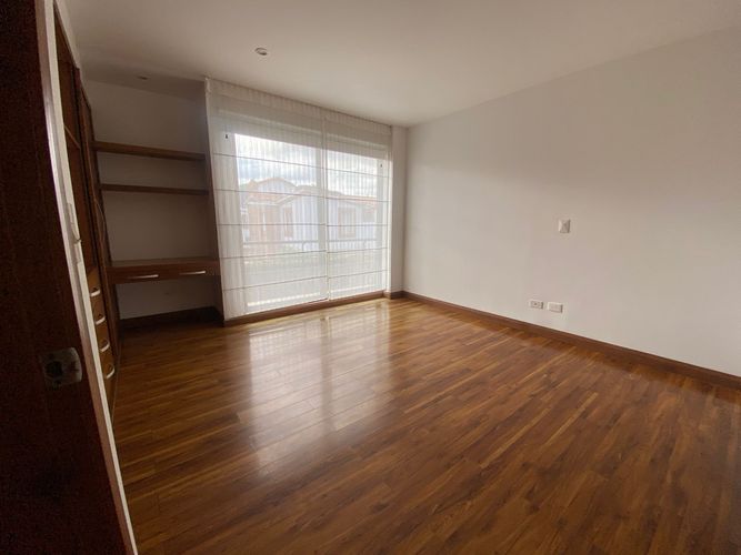 Casa de 4 alcobas en venta en Vereda La Balsa, Chía, 290 m² · foto 21 de 24