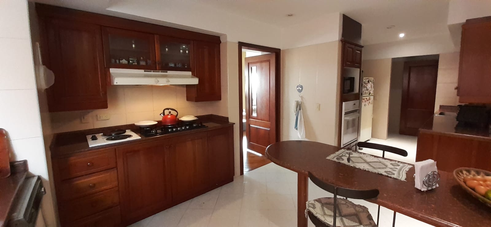 Apartamento en venta en Los Rosales, Bogotá · foto 6 de 24