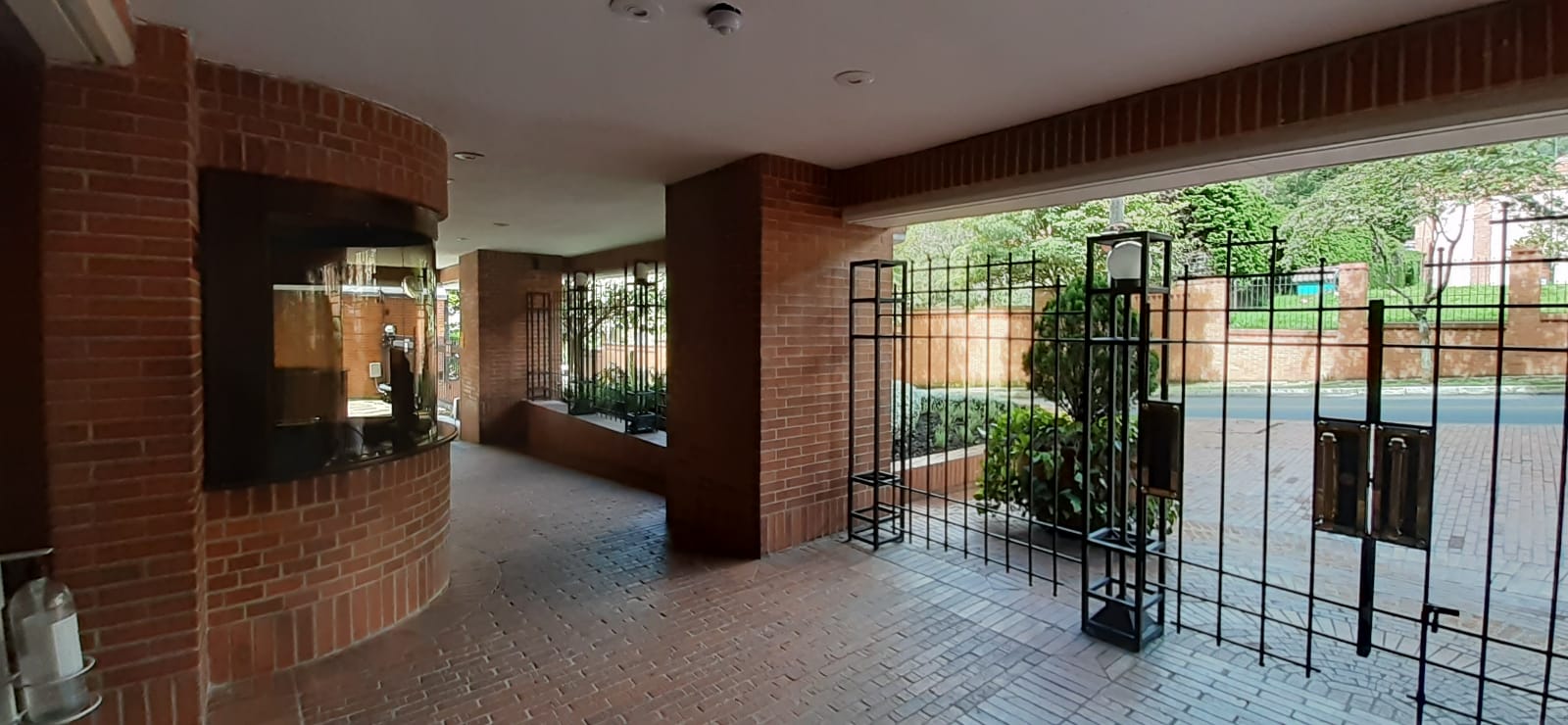 Apartamento en venta en Los Rosales, Bogotá · foto 24 de 24