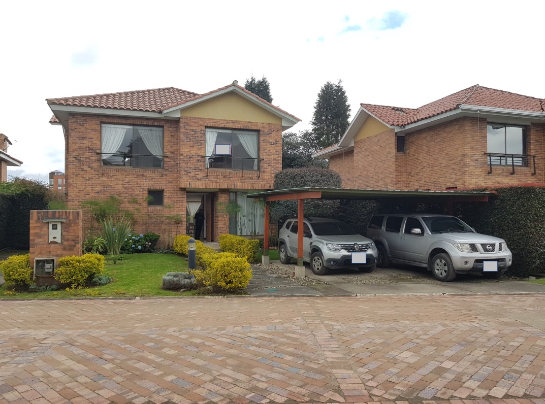 Casa en venta en La Estacion, Cajicá · foto 3 de 24