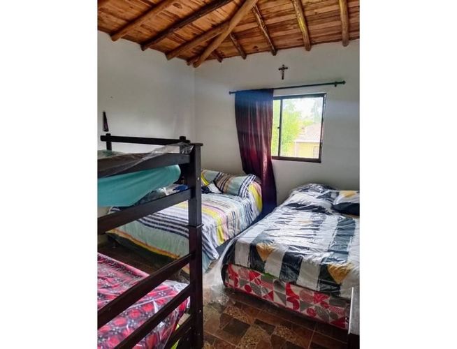 Casa de 7 alcobas en venta en Mesa De Los Santos, Piedecuesta, 500 m² · foto 10 de 18