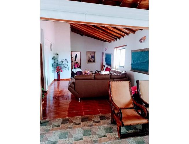 Casa de 7 alcobas en venta en Mesa De Los Santos, Piedecuesta, 500 m² · foto 13 de 18